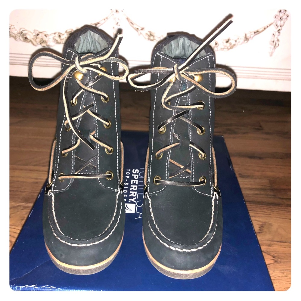 Sperry Black and Navy Plaid booties